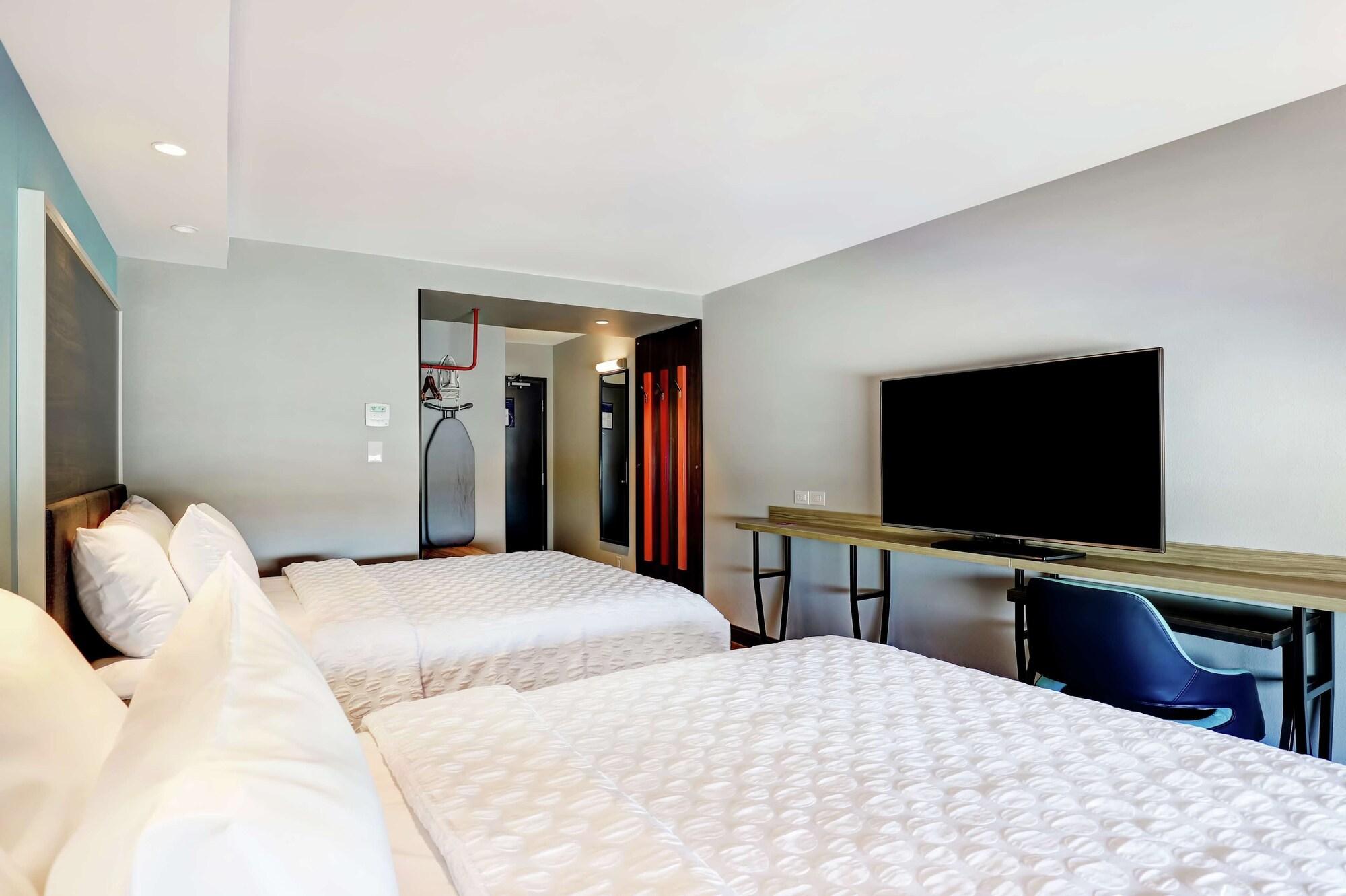 Tru By Hilton Edmonton Windermere Zewnętrze zdjęcie