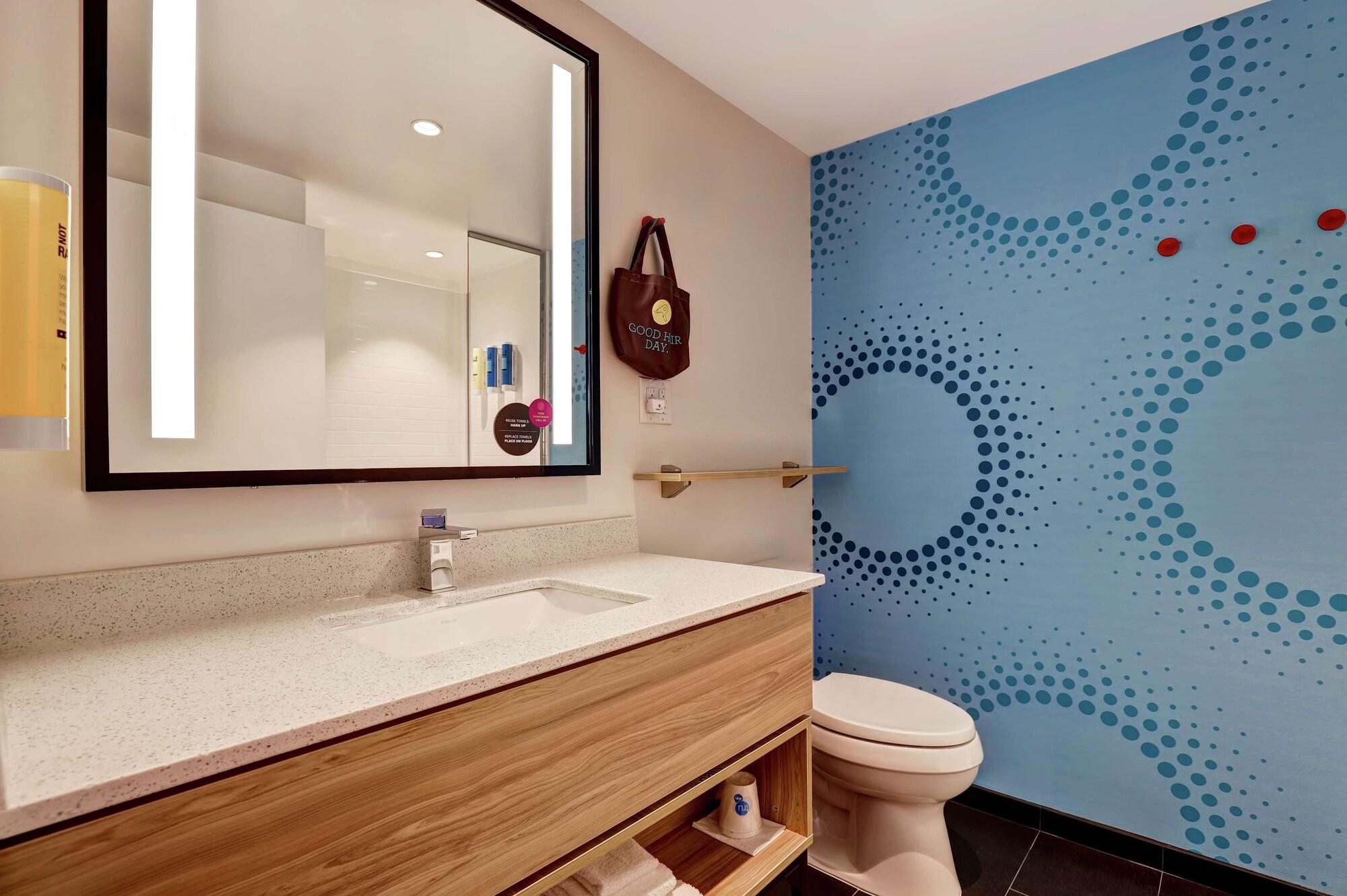 Tru By Hilton Edmonton Windermere Zewnętrze zdjęcie