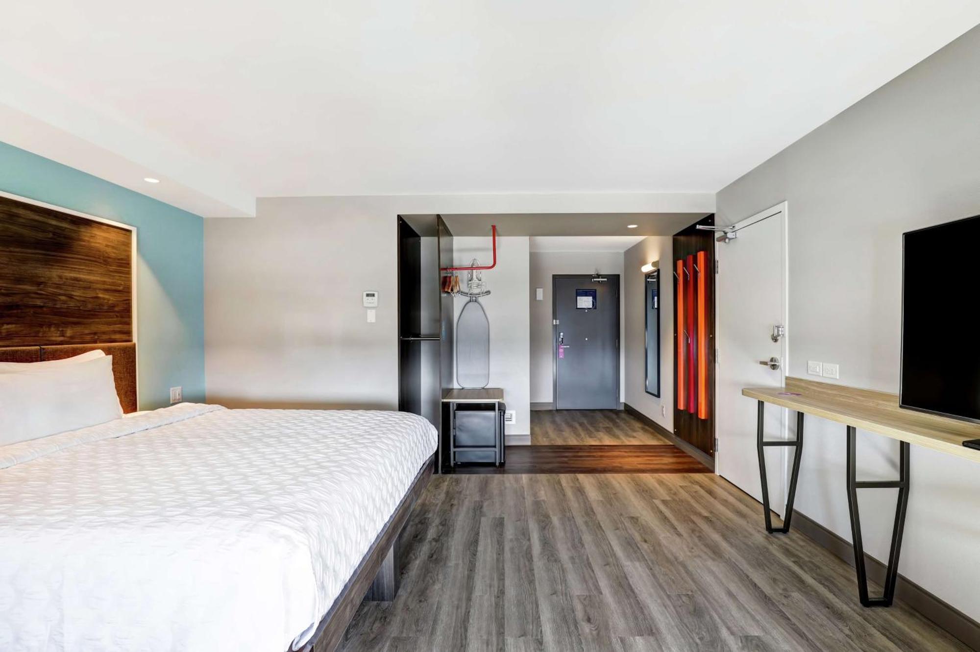 Tru By Hilton Edmonton Windermere Zewnętrze zdjęcie